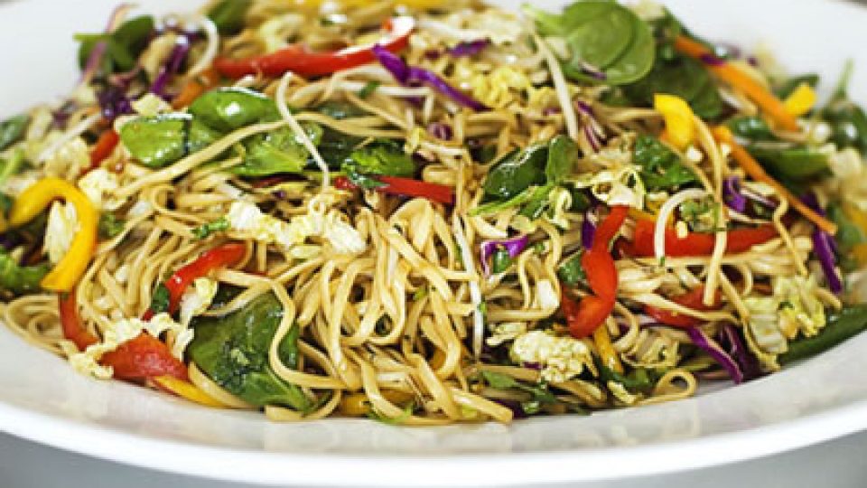 Asian-Noodle-Salad