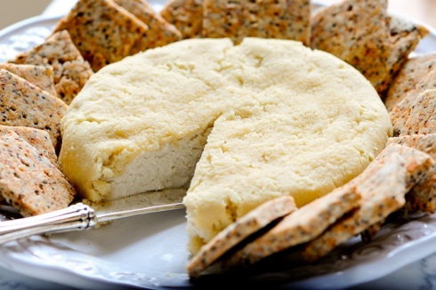 raw-almond-cheese